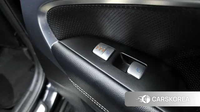 Genesis G70 id 3085516 из Кореи 10