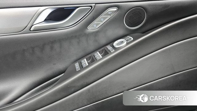 Genesis G80 (RG3) id 4292695 из Кореи 10