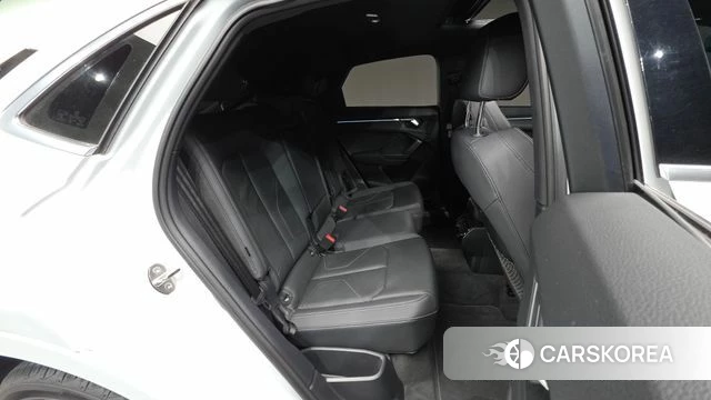 Audi Q3 (F3) id 3851476 из Кореи 10