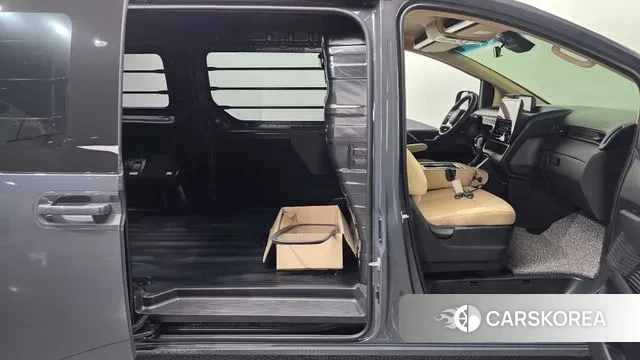 Hyundai Staria id 3353337 из Кореи 10