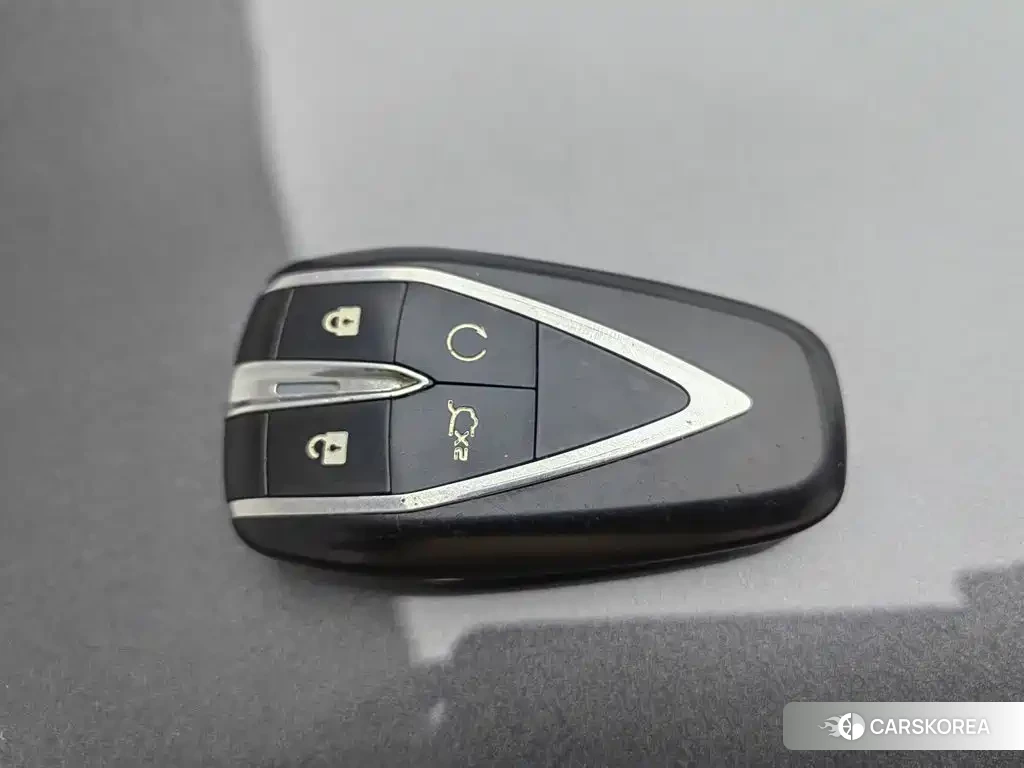 Chang'an UNI-V Smart iDD id 4679976 из Китая 10