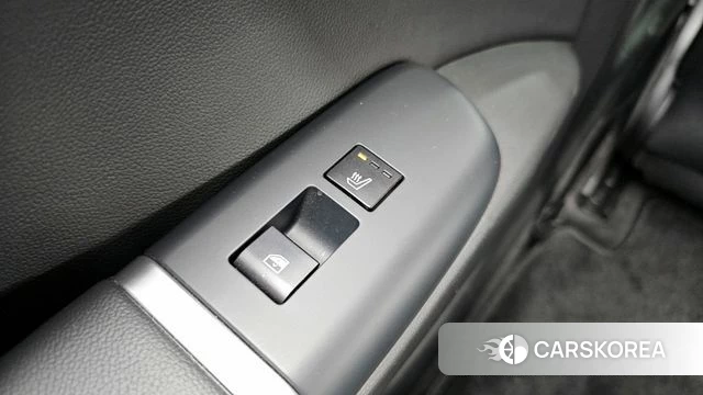 Hyundai Grandeur (GN7) id 3891798 из Кореи 10