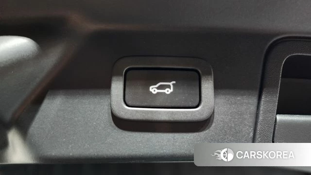 Land Rover Range Rover Velar id 4693662 из Кореи 10