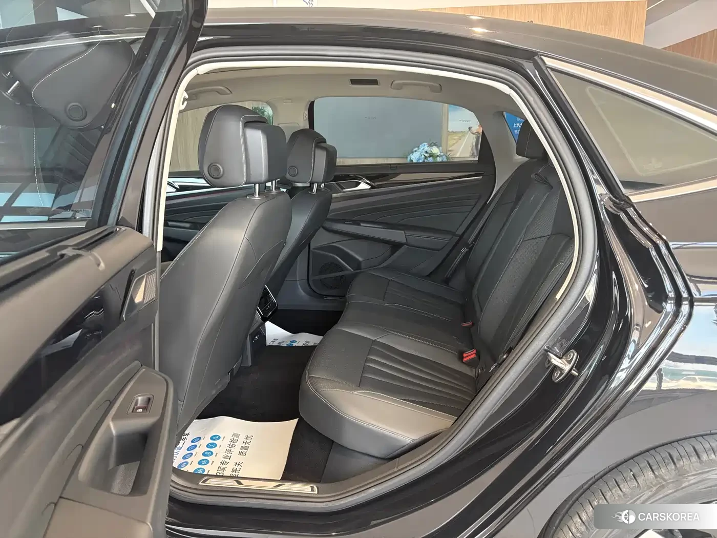 Volkswagen Passat id 4589323 из Китая 10
