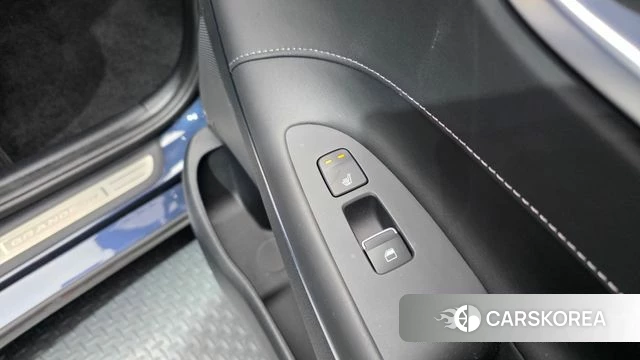 Hyundai Grandeur IG Hybrid id 4203782 из Кореи 10