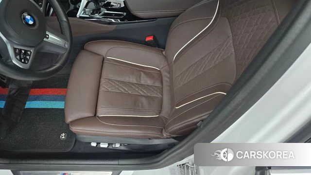 BMW 5 Series (G30) id 4936272 из Кореи 10