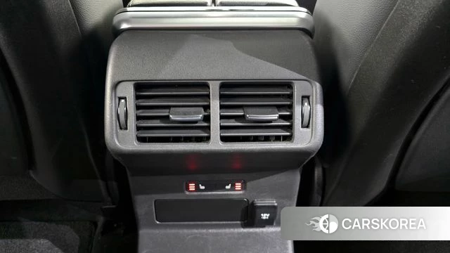 Land Rover Range Rover Velar id 3861107 из Кореи 10