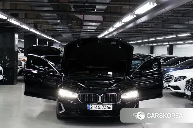 BMW 5 Series (G30) id 3572812 из Кореи 10