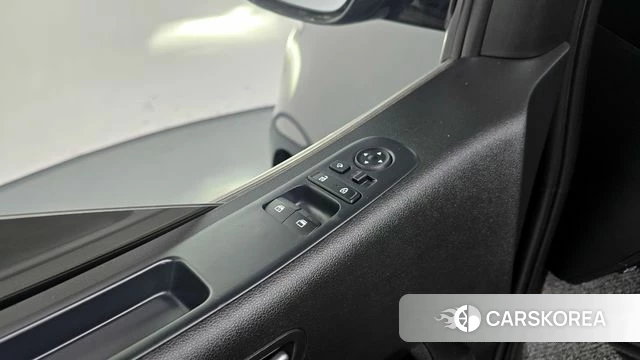 Hyundai Staria id 3953949 из Кореи 10