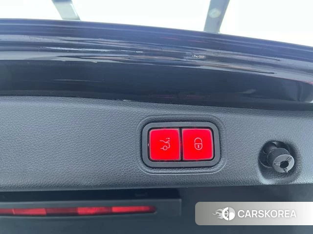Mercedes-Benz E-class id 4236384 из Китая 10