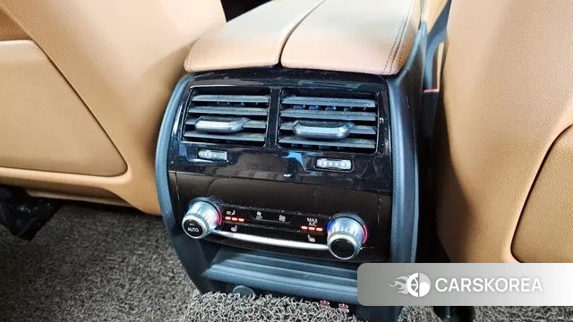 BMW 5 Series (G30) id 3788531 из Кореи 10