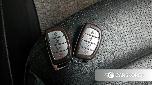 Hyundai Avante AD id 4246158 из Кореи 10