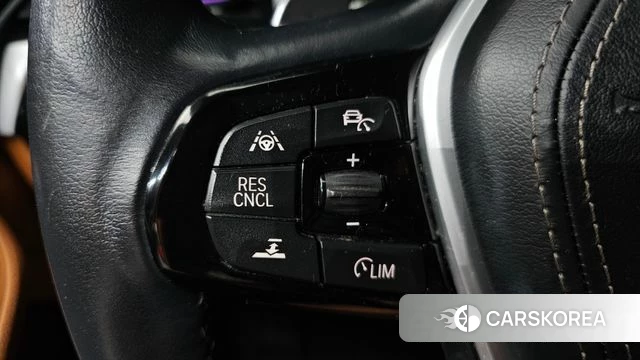 BMW 5 Series (G30) id 4900965 из Кореи 10