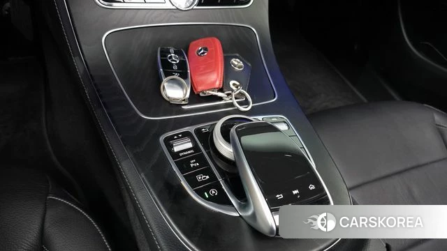 Mercedes-Benz E-Class W213 id 4672170 из Кореи 10