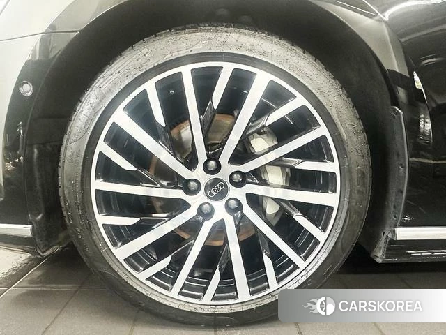 Audi A8 id 4341986 из Китая 10