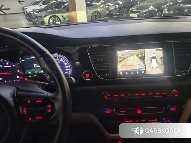 Kia The New Carnival id 3733666 из Кореи 10