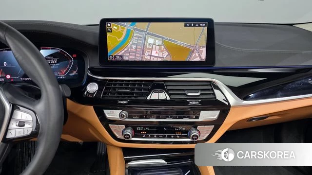 BMW 5 Series (G30) id 3833021 из Кореи 10