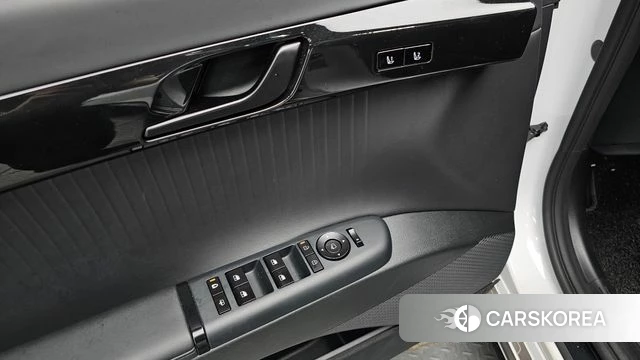 Hyundai Grandeur Hybrid (GN7) id 4613246 из Кореи 10