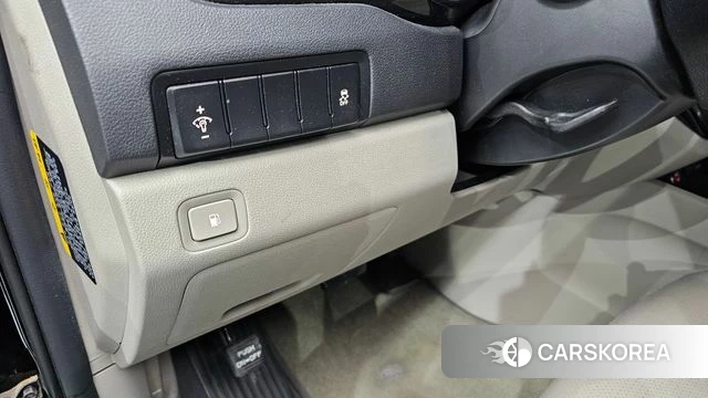 Kia The New Carnival id 4251392 из Кореи 10
