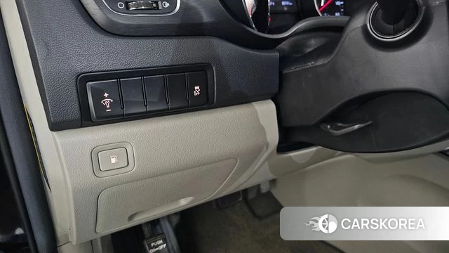 Kia The New Carnival id 4477481 из Кореи 10