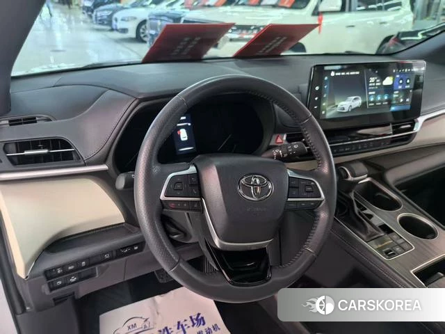 Toyota Saina id 4335208 из Китая 10