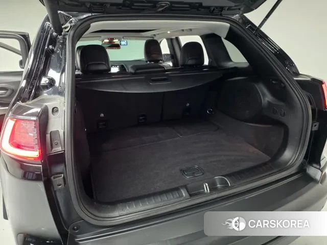 Jeep Cherokee (KL) id 3494297 из Кореи 10