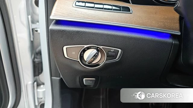 Mercedes-Benz E-Class W213 id 4482761 из Кореи 10