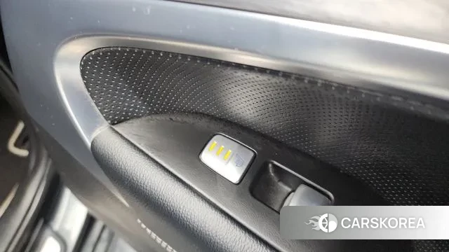 Genesis G70 id 3789666 из Кореи 10