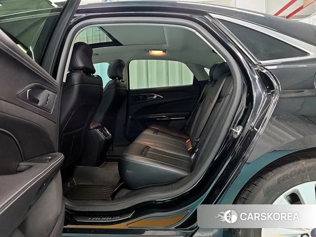 Ford Taurus id 4214119 из Китая 10