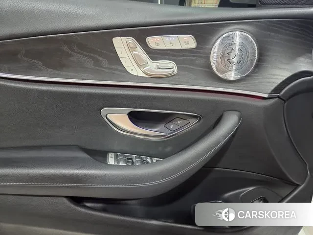 Mercedes-Benz E-Class W213 id 3101262 из Кореи 10
