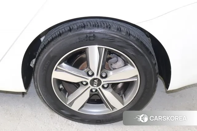 Kia The New K3 id 3641851 из Кореи 10