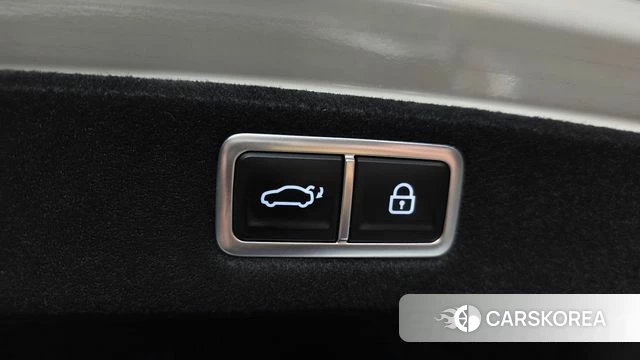 Hyundai Grandeur Hybrid (GN7) id 3826636 из Кореи 10