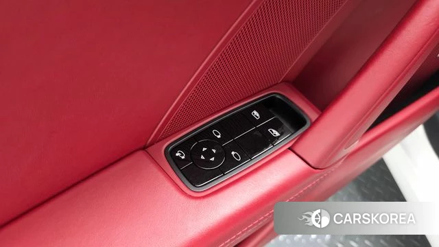 Porsche 911(992) id 4671379 из Кореи 10