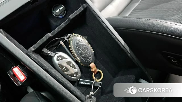 Hyundai Grandeur (GN7) id 3883360 из Кореи 10