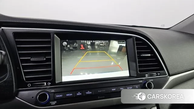 Hyundai Avante AD id 3583442 из Кореи 10