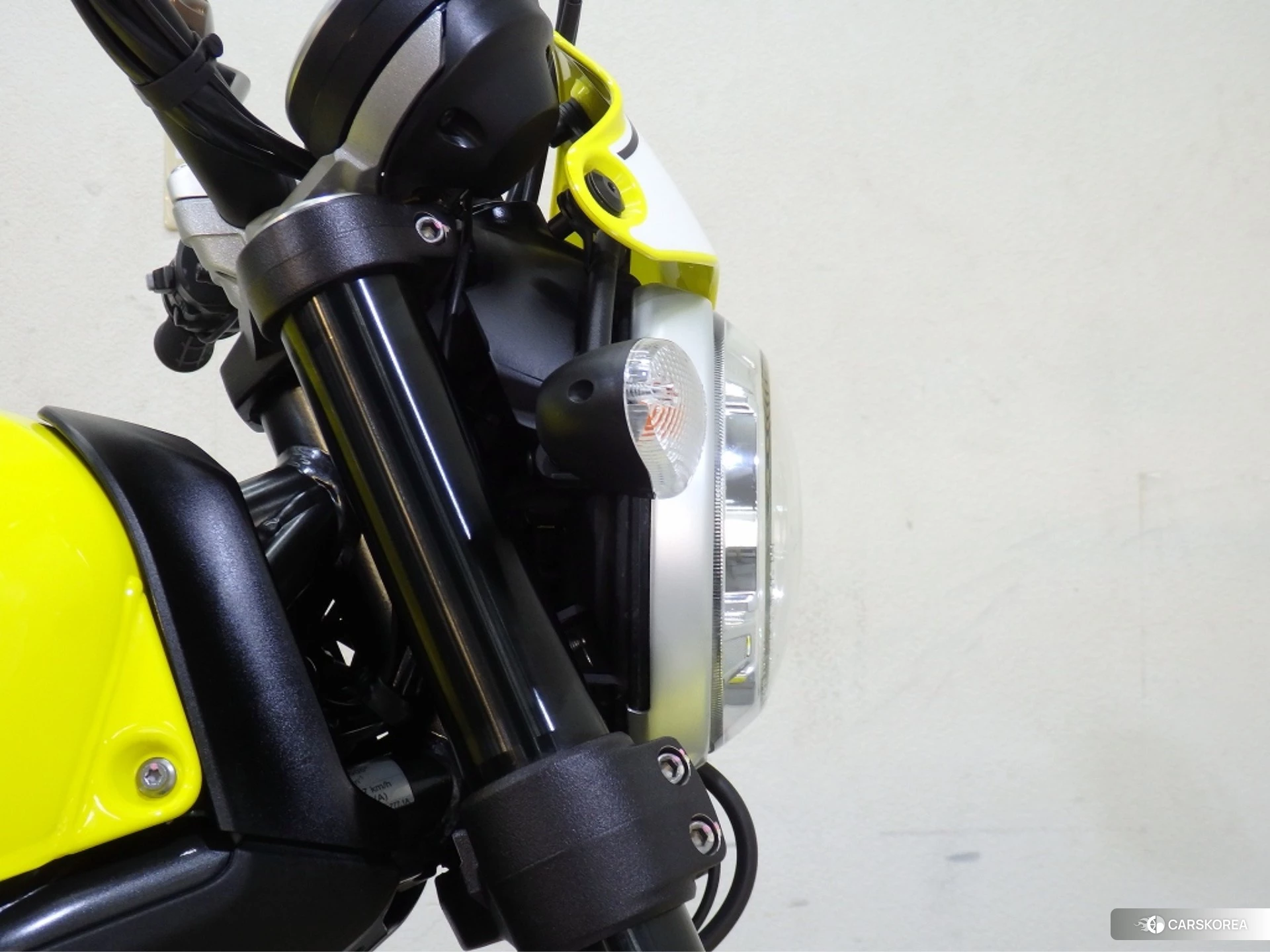 OTHER DUCATI SCRAMBLER F TRUCK PRO id 4184130 из Японии 10
