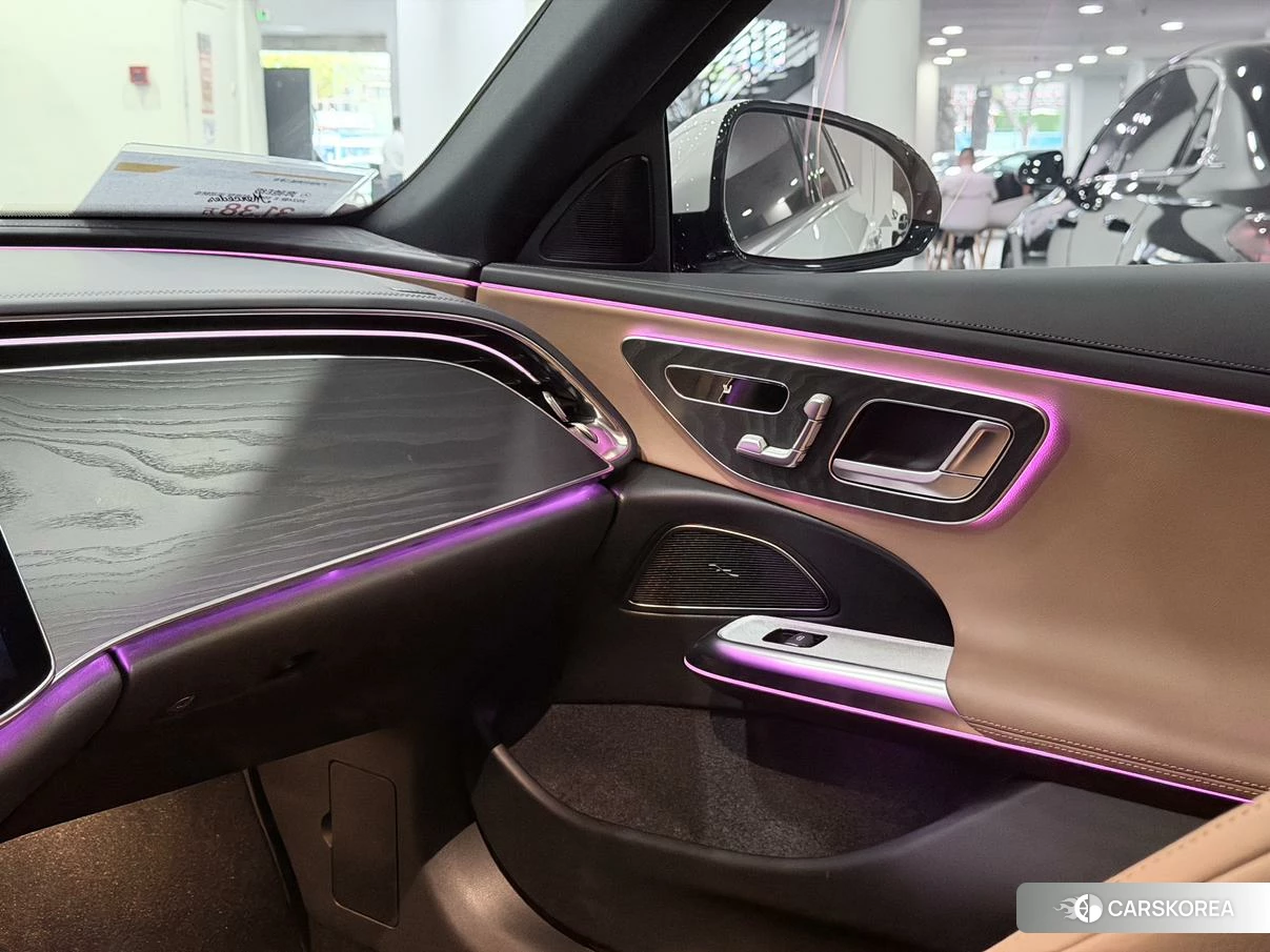 Mercedes-Benz E-class id 4487342 из Китая 10
