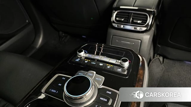 Genesis G90 id 3879878 из Кореи 10