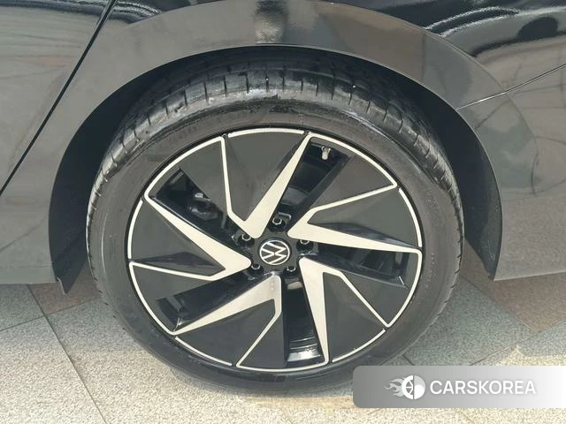 Volkswagen Magotan id 4264177 из Китая 10