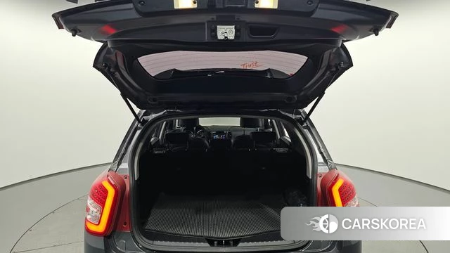 Ssangyong Tivoli Air id 4188678 из Кореи 10