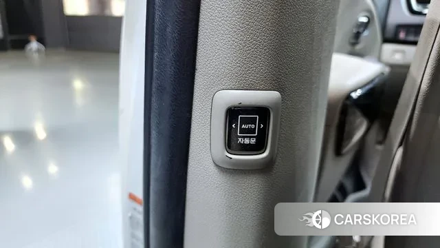 Kia The New Carnival id 3188164 из Кореи 10