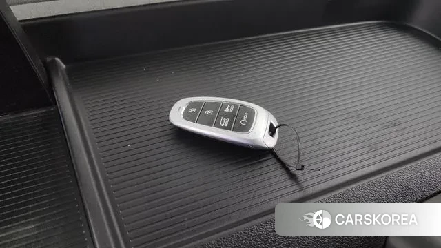 Hyundai Staria id 3366915 из Кореи 10