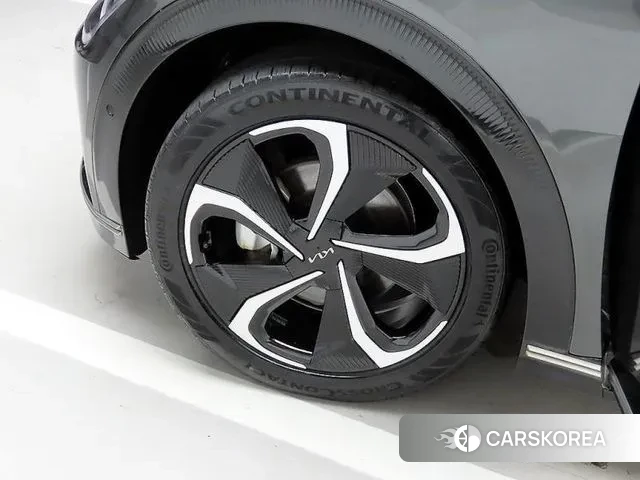 Kia EV6 id 3508122 из Кореи 10