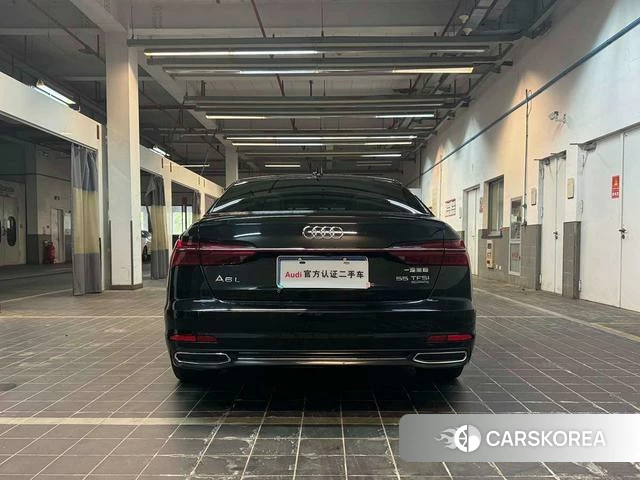 Audi A6L id 4260254 из Китая 10