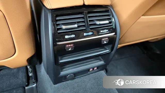 BMW 5 Series (G30) id 3546882 из Кореи 10