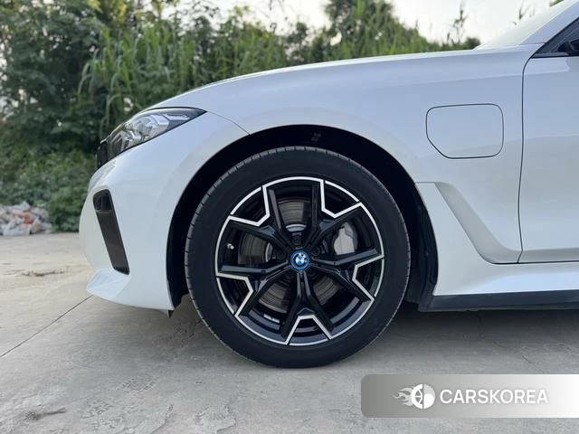 BMW i3 id 4313370 из Китая 10