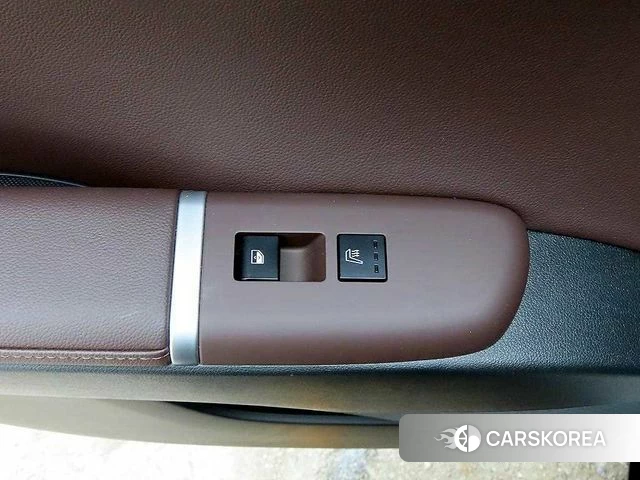 Hyundai Grandeur (GN7) id 4617819 из Кореи 10