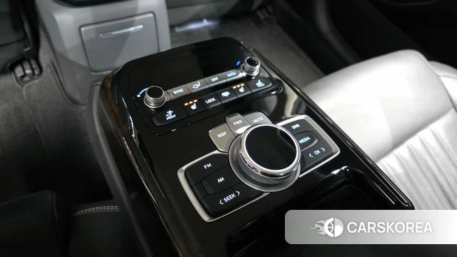 Genesis G90 id 4615016 из Кореи 10