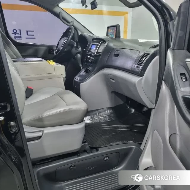 Hyundai The New Grand Starex id 3692734 из Кореи 10