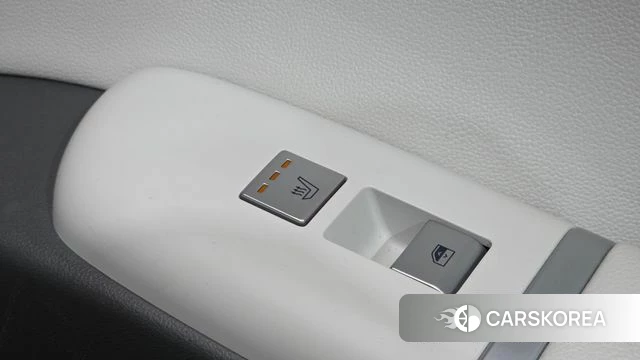 Hyundai Grandeur Hybrid (GN7) id 4603061 из Кореи 10